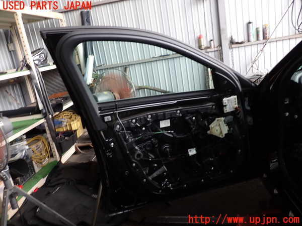 2UPJ-9233281260]ベンツ C200 ステーションワゴン(205242)(205)左前ドア 中古(43R-00049 M25)_4