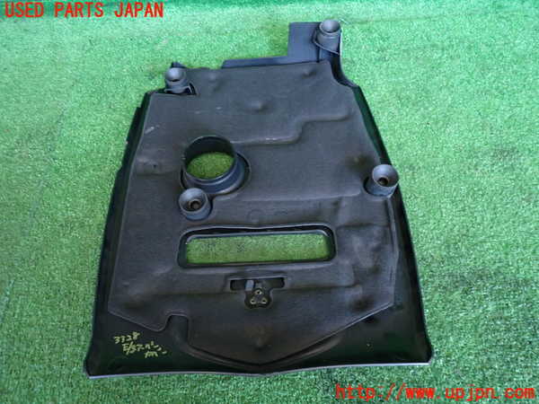 2UPJ-9233282160]ベンツ C200 ステーションワゴン(205242)(205)エンジンアッパーカバー 中古_2