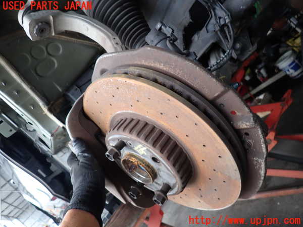 2UPJ-9233284290]ベンツ C200 ステーションワゴン(205242)(205)右フロントナックルハブ 中古_2