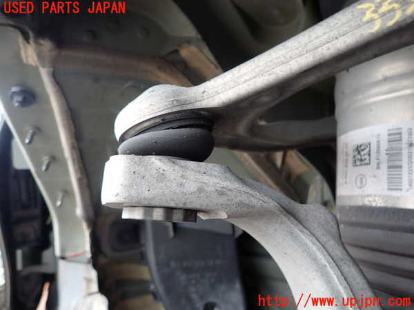 2UPJ-9233285126]ベンツ C200 ステーションワゴン(205242)(205)右フロントアッパーアーム1 中古_2