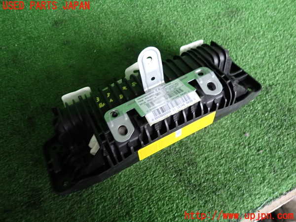 2UPJ-9233287870]ベンツ C200 ステーションワゴン(205242)(205)助手席側エアバッグカバー 中古_3