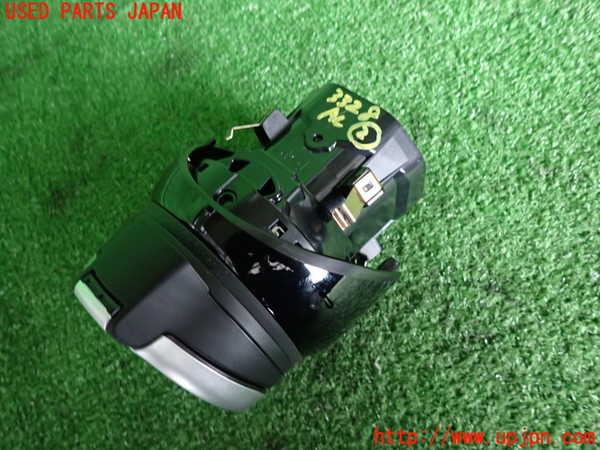 2UPJ-9233287527]ベンツ C200 ステーションワゴン(205242)(205)エアコン吹き出し口2 (右) 中古_3