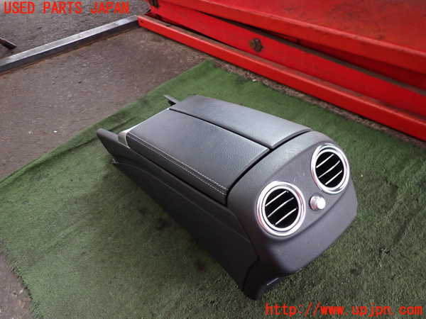 2UPJ-9233287540]ベンツ C200 ステーションワゴン(205242)(205)センターコンソール 中古_2