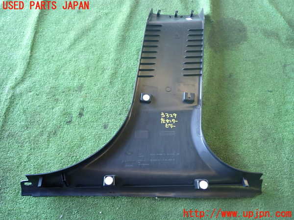 1UPJ-9233297670]BMW ミニ(MINI)クーパー(XS15 F55)左センターピラートリム 中古_4