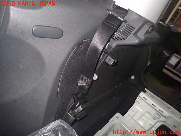 1UPJ-9233297675]BMW ミニ(MINI)クーパー(XS15 F55)右リアピラートリム 中古_5
