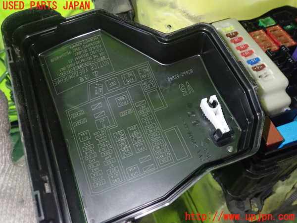 1UPJ-9233306741]スペイド(ポルテ)(NCP141)ヒューズボックス1 中古_4