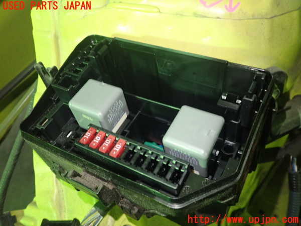 1UPJ-9233306742]スペイド(ポルテ)(NCP141)ヒューズボックス2 中古_3