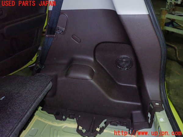 1UPJ-9233307675]スペイド(ポルテ)(NCP141)右リアピラートリム 中古_3