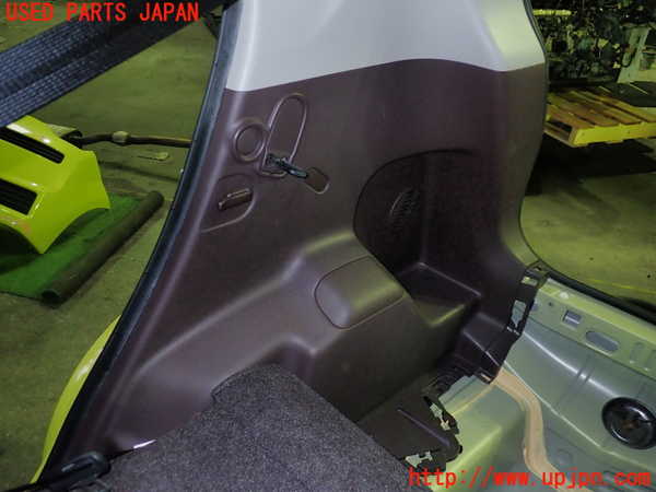 1UPJ-9233307675]スペイド(ポルテ)(NCP141)右リアピラートリム 中古_4