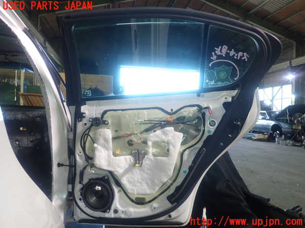 1UPJ-9233311290]レクサス・GS300h(AWL10)右後ドア 中古_2