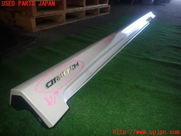 1UPJ-9233311392]レクサス・GS300h(AWL10)左サイドステップ 中古_3