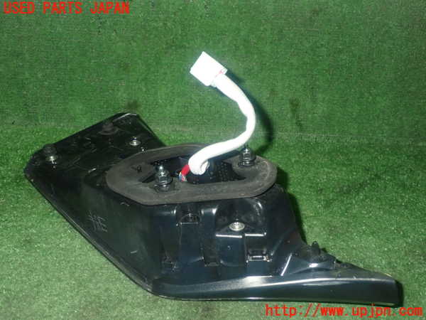 1UPJ-9233311550]レクサス・GS300h(AWL10)右リアフィニッシャー 中古_2