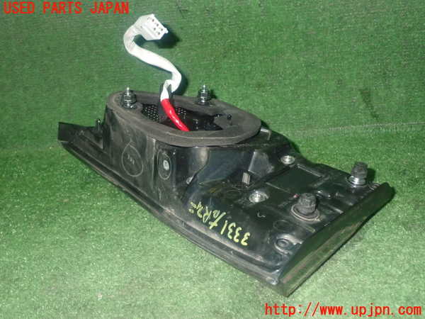 1UPJ-9233311550]レクサス・GS300h(AWL10)右リアフィニッシャー 中古_3