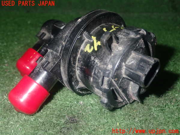 1UPJ-9233312110]レクサス・GS300h(AWL10)ウォーターポンプ 中古_4