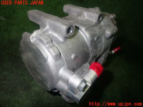 1UPJ-9233316025]レクサス・GS300h(AWL10)エアコンコンプレッサー 中古_3