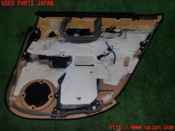 1UPJ-9233311324]レクサス・GS300h(AWL10)左後ドア内張り 中古_2