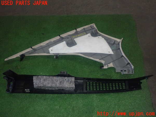 1UPJ-9233317675]レクサス・GS300h(AWL10)右リアピラートリム 中古_2