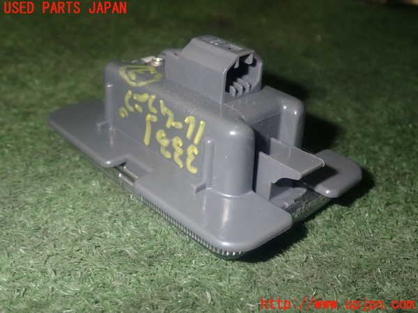 1UPJ-9233316413]レクサス・GS300h(AWL10)ルームランプ3 中古_2