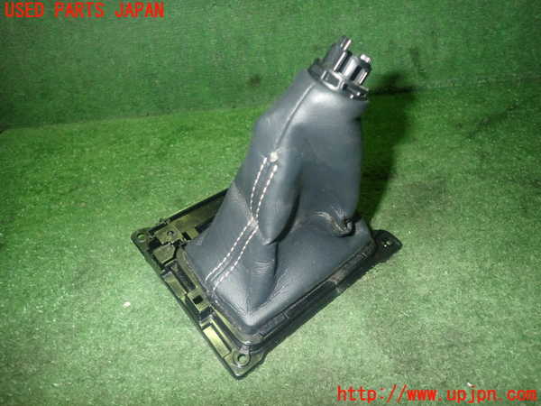 1UPJ-9233317575]レクサス・GS300h(AWL10)シフトブーツ 中古_2