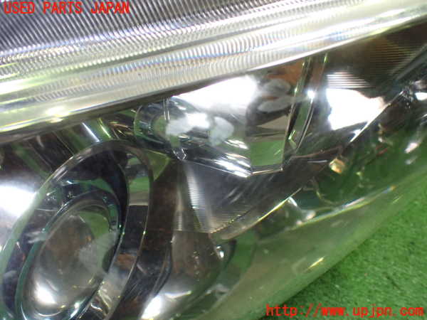 1UPJ-9233321130]ステップワゴン スパーダ(RG1)右ヘッドライト HID 中古_2