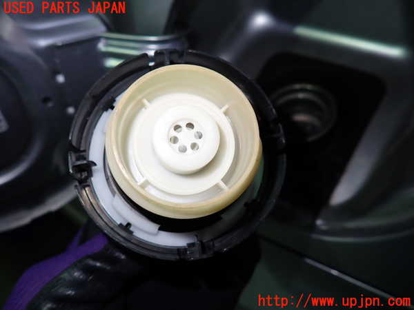 1UPJ-9233321690]ステップワゴン スパーダ(RG1)フューエルリッド 中古_3