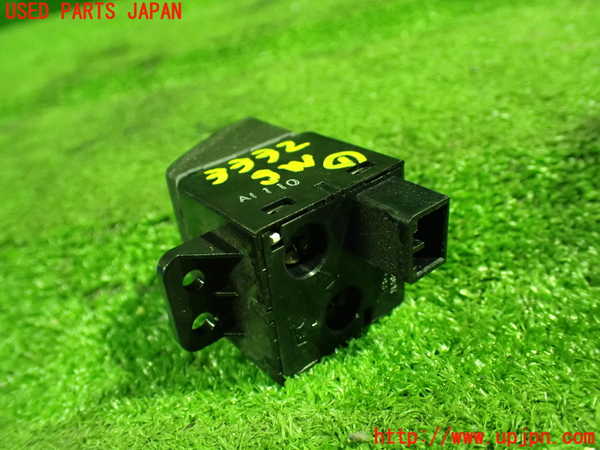 1UPJ-9233326306]ステップワゴン スパーダ(RG1)スイッチ1 (照度調節・TRIPRESET) 中古_2