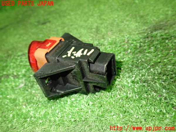 1UPJ-9233326290]ステップワゴン スパーダ(RG1)ハザードスイッチ 中古_2