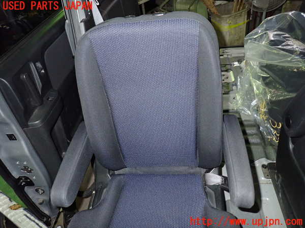 1UPJ-9233327145]ステップワゴン スパーダ(RG1)右2列目シート 中古_3