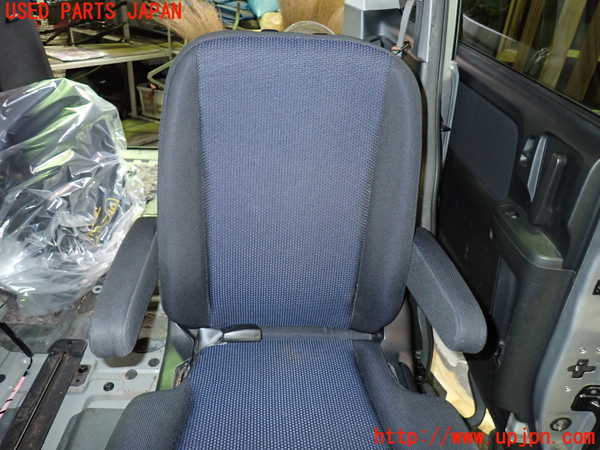 1UPJ-9233327175]ステップワゴン スパーダ(RG1)左2列目シート 中古_3