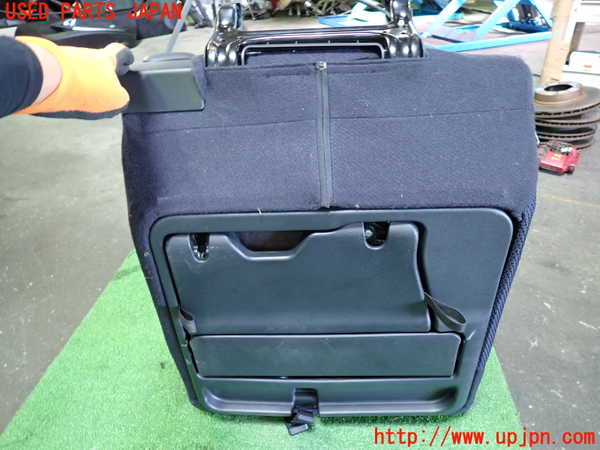 1UPJ-9233327235]ステップワゴン スパーダ(RG1)右3列目シート 中古_5