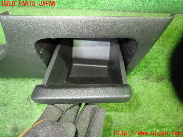 1UPJ-9233327843]ステップワゴン スパーダ(RG1)小物入れ3 中古_2