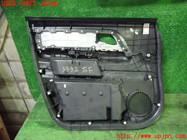1UPJ-9233321234]ステップワゴン スパーダ(RG1)右前ドア内張り 中古_4