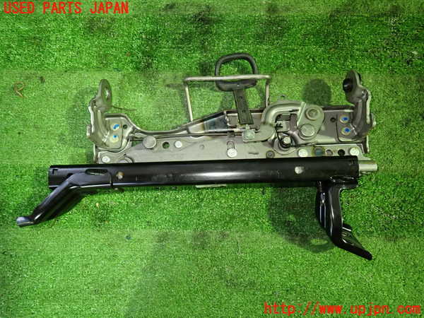 1UPJ-9233327498]ステップワゴン スパーダ(RG1)シートレール③3 中古_2