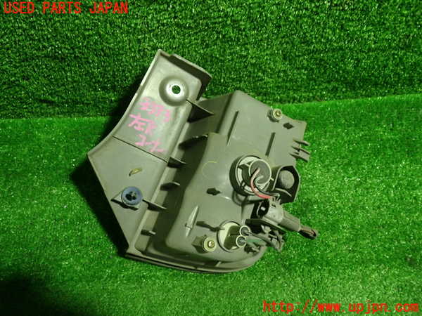 1UPJ-9233331156]アイシス(ANM10W)左リアコーナーランプ 中古_3