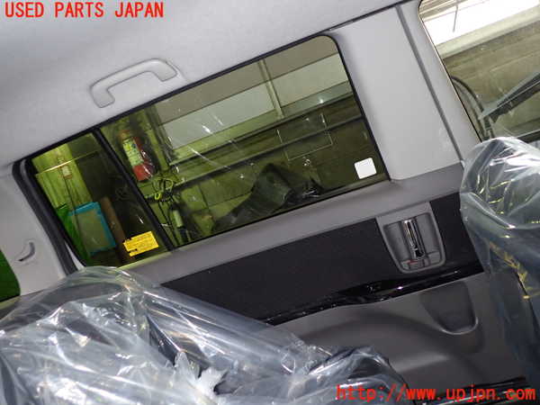 1UPJ-9233331320]アイシス(ANM10W)左後ドア NSG M31Q8 中古_4