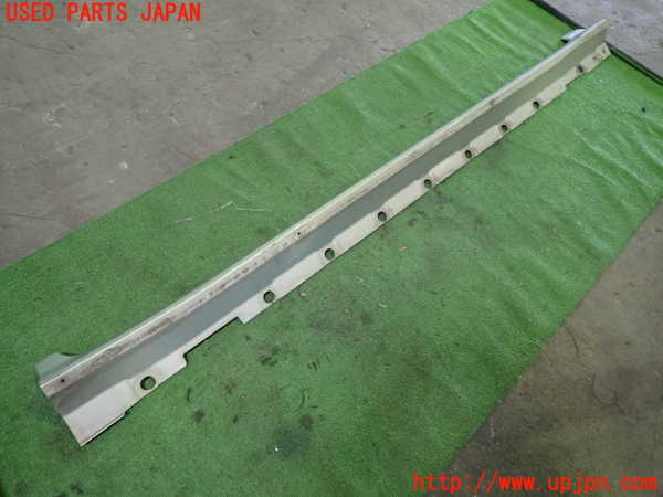 1UPJ-9233331390]アイシス(ANM10W)右サイドステップ 中古_3