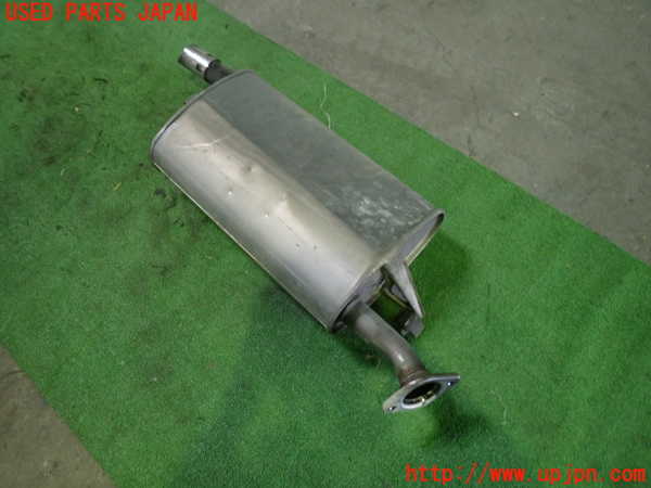 1UPJ-9233332671]アイシス(ANM10W)リアマフラー1 中古_4