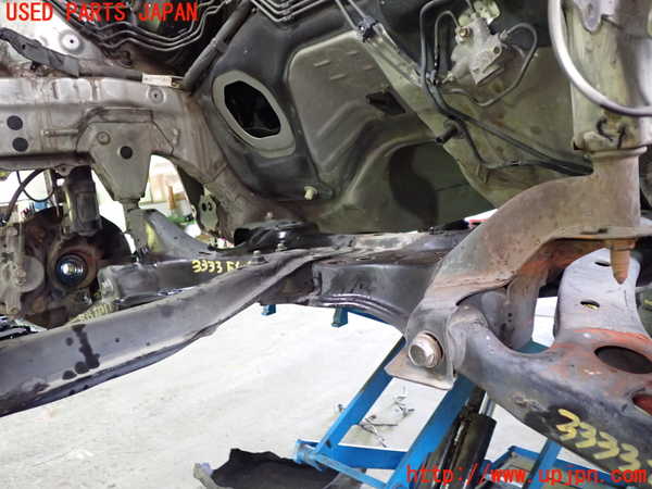 1UPJ-9233335285]アイシス(ANM10W)フロントメンバー 中古_2