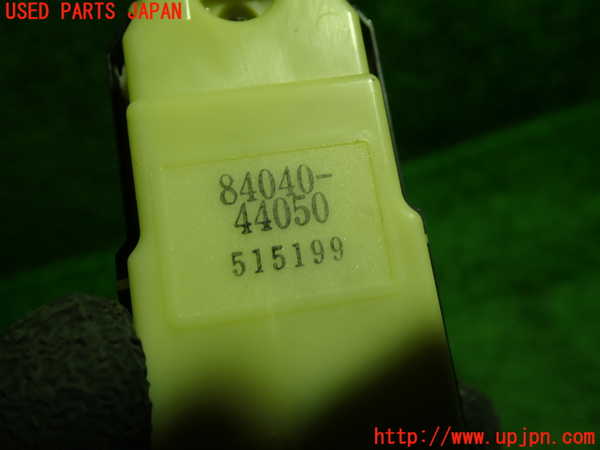 1UPJ-9233336240]アイシス(ANM10W)右前パワーウィンドウスイッチ 中古_3