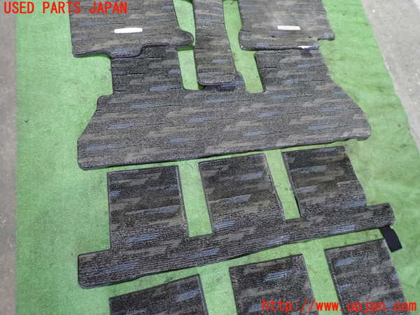 1UPJ-9233337800]アイシス(ANM10W)フロアマット 中古_3