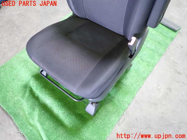 1UPJ-9233337035]アイシス(ANM10W)運転席シート 中古_3