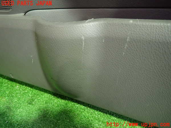 1UPJ-9233331234]アイシス(ANM10W)右前ドア内張り 中古_2