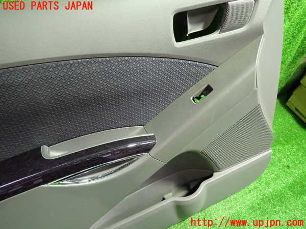 1UPJ-9233331264]アイシス(ANM10W)左前ドア内張り 中古_2