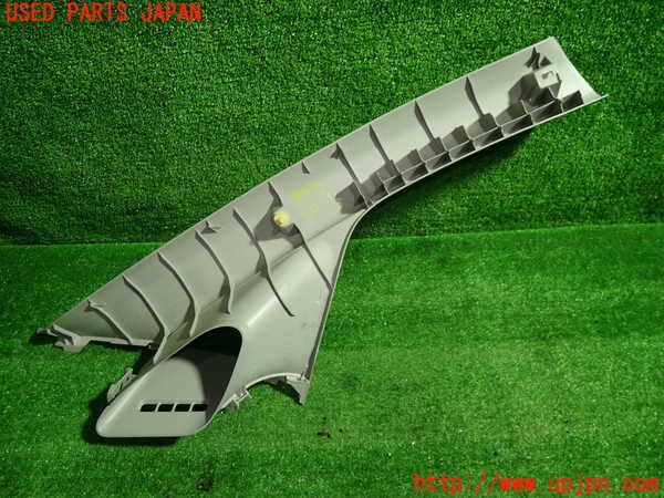 1UPJ-9233337660]アイシス(ANM10W)左フロントピラートリム 中古_4