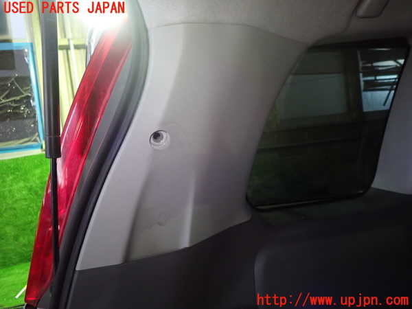 1UPJ-9233337680]アイシス(ANM10W)左リアピラートリム 中古_4