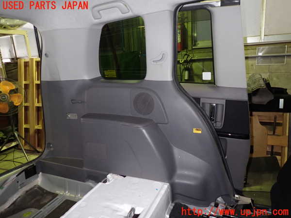 1UPJ-9233337680]アイシス(ANM10W)左リアピラートリム 中古_5