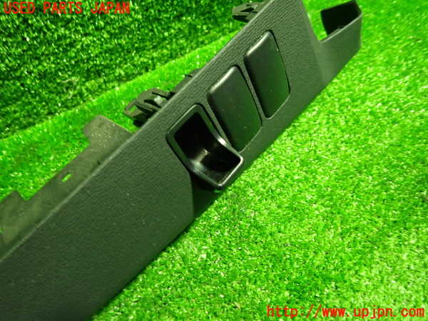 1UPJ-9233337693]アイシス(ANM10W)内装トリム類3 中古_2