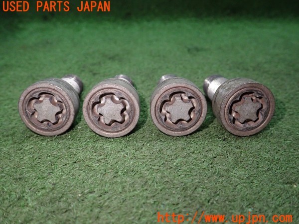 3UPJ=9233340968]アウディ A6 2.8FSIクワトロ(4GCHVS)前期 純正? ホイールロックボルト M14×P1.5 中古_3