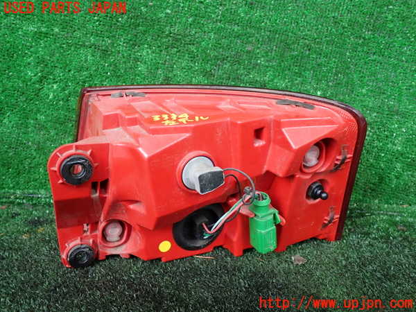 1UPJ-9233341536]アウディ・A6(4GCHVS)左テールランプ 中古_2