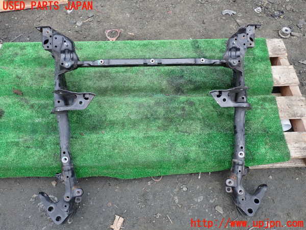 1UPJ-9233345285]アウディ・A6(4GCHVS)フロントメンバー 中古_2